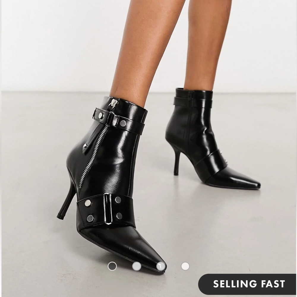 ASOS DESIGN Rocker studded kitten heel in black